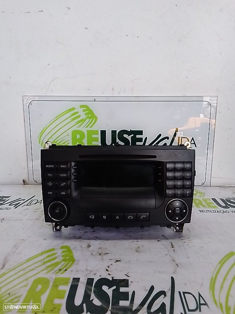 Auto-Radio Mercedes-Benz Clk (C209) - 1