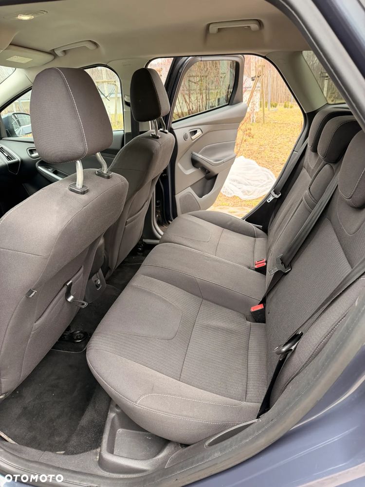 Ford Focus 1.6 TDCi DPF Titanium - 8