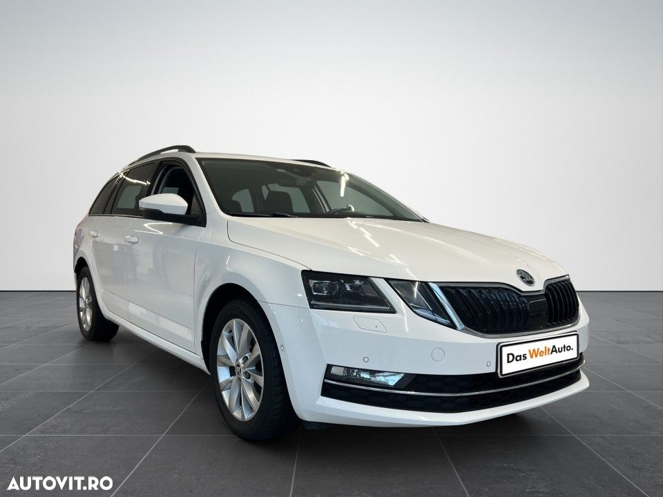 Skoda Octavia Combi Diesel 2.0 TDI 4X4 DSG Style - 2