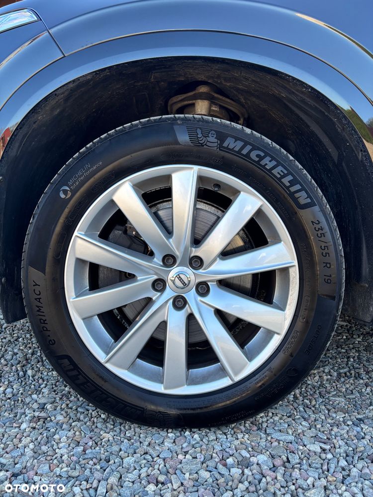 Volvo XC 90 D5 AWD Momentum - 11
