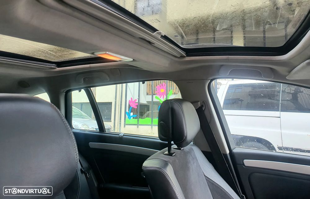 Renault Laguna Break 1.5 dCi Dynamique S - 4