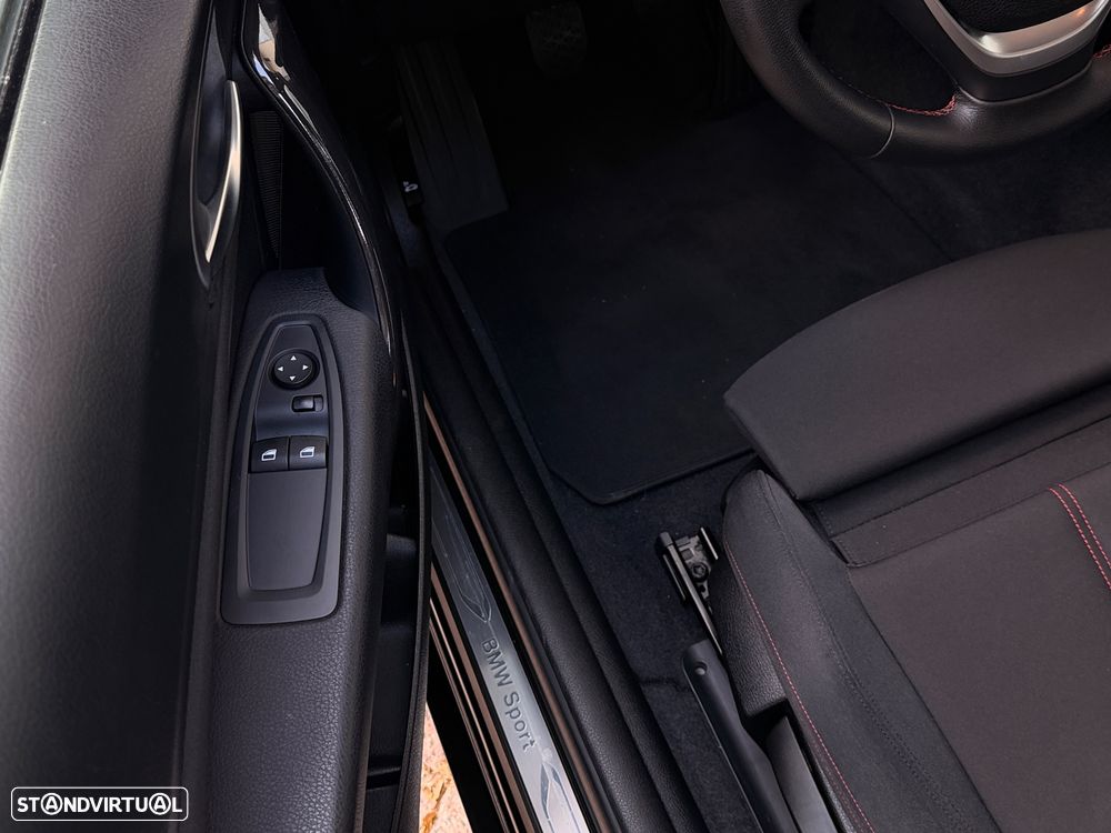 BMW 116 i Sport Line - 32