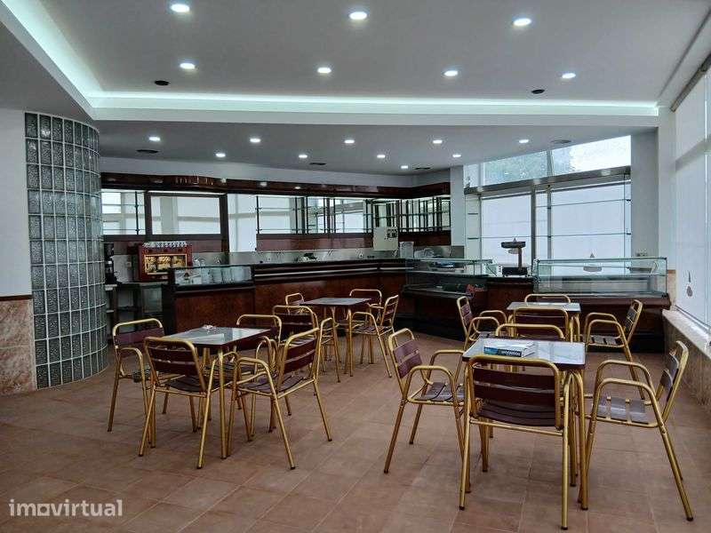 Aluga-se cafe em S.J da Madeira - Grande imagem: 2/4