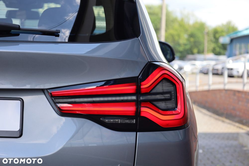 BMW X3 xDrive20d - 21