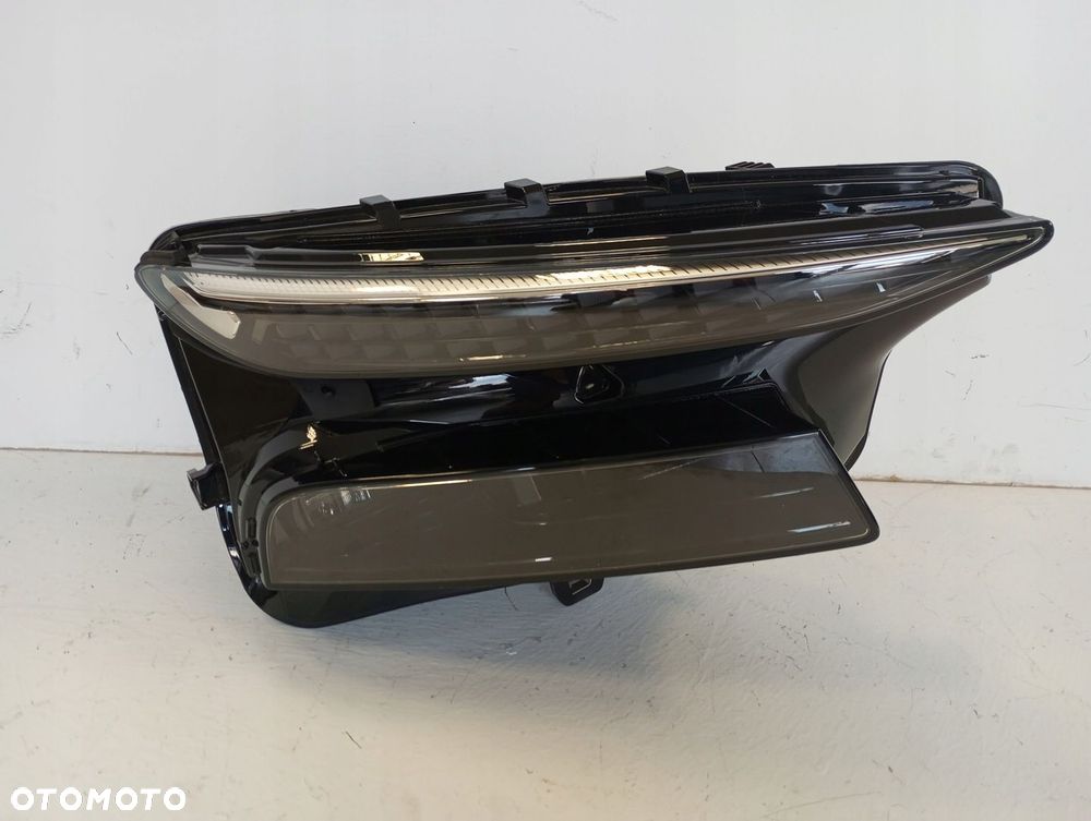 LAMPA PRAWA PRZEDNIA PRZÓD FULL LED AUDI A6 E-TRON 85E941040AB - 1