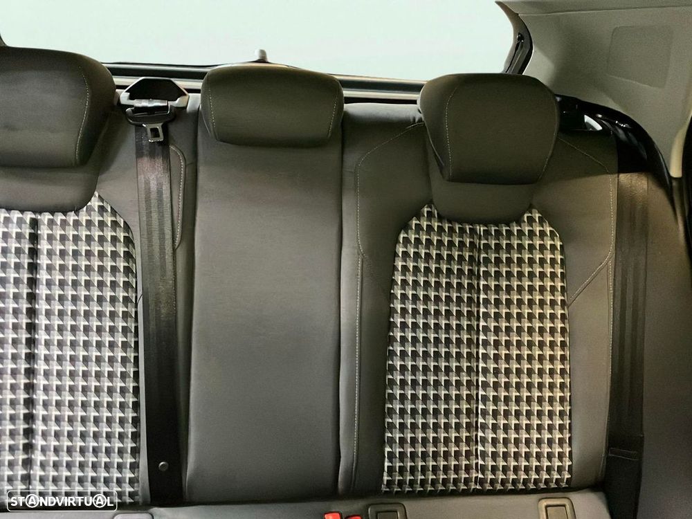 Audi A1 Sportback 30 TFSI S line - 18