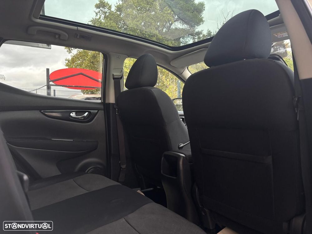 Nissan Qashqai 1.5 dCi Tekna J19 - 25