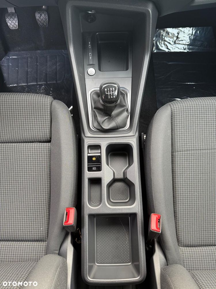 Volkswagen Caddy - 13