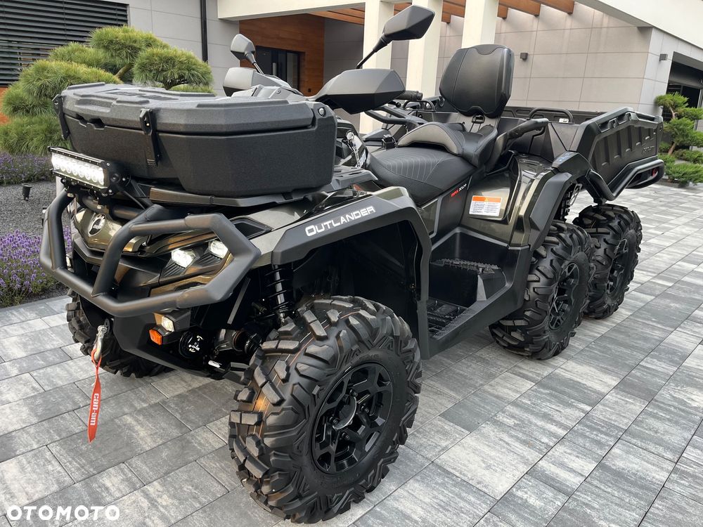 Can-Am Outlander Max - 9