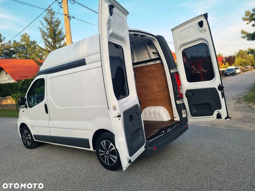 Opel Vivaro - 22