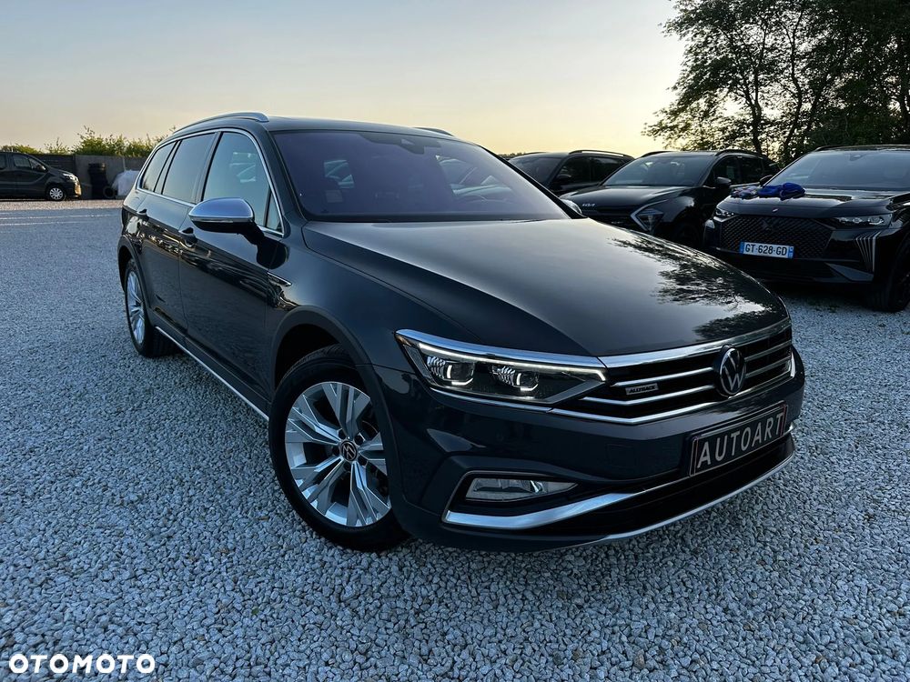 Volkswagen Passat ver-variant-2-0-tdi-scr-dsg-4motion-alltrack - 20