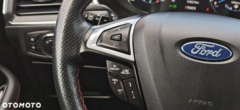 Ford S-Max 2.0 EcoBlue ST-LINE - 14