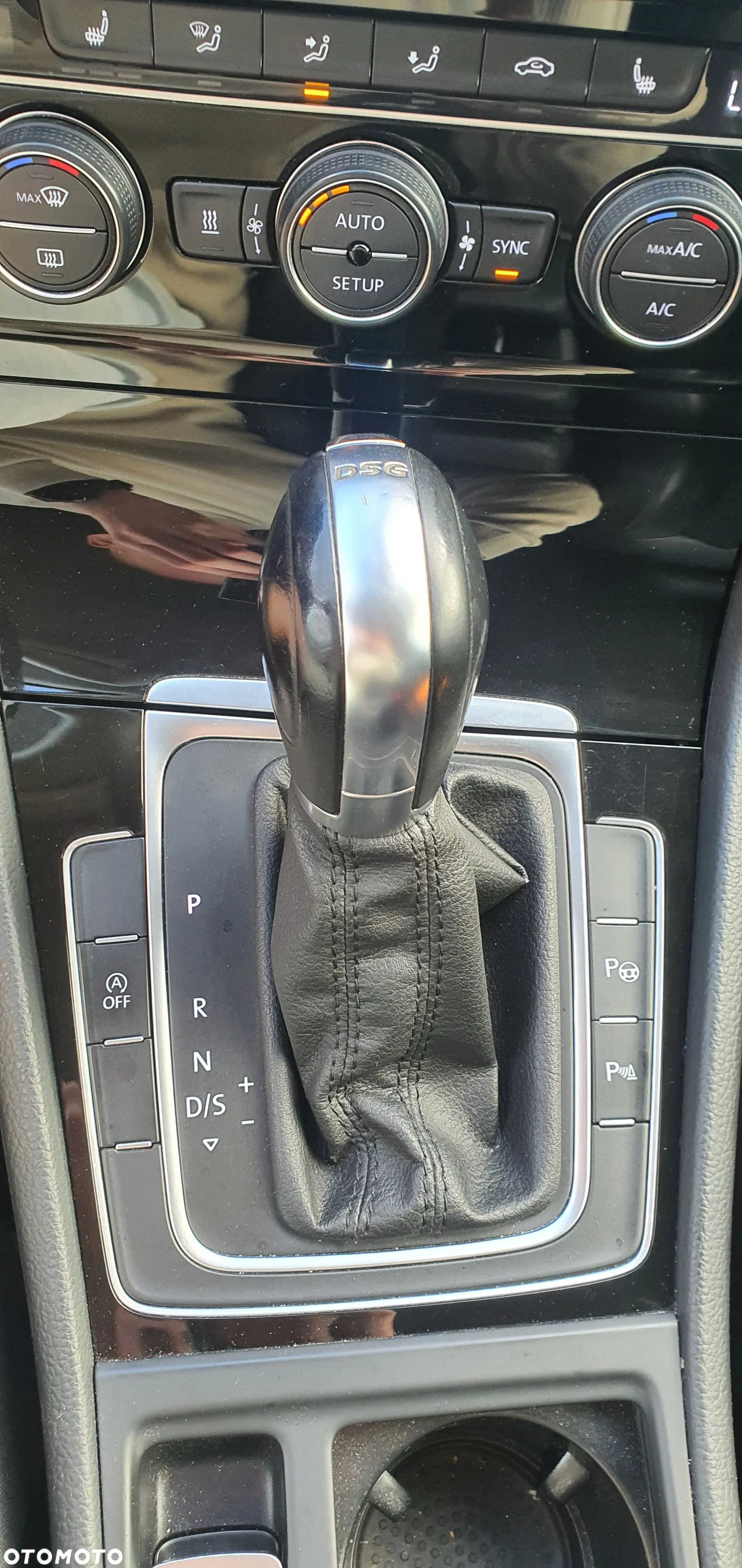 Volkswagen Golf - 17