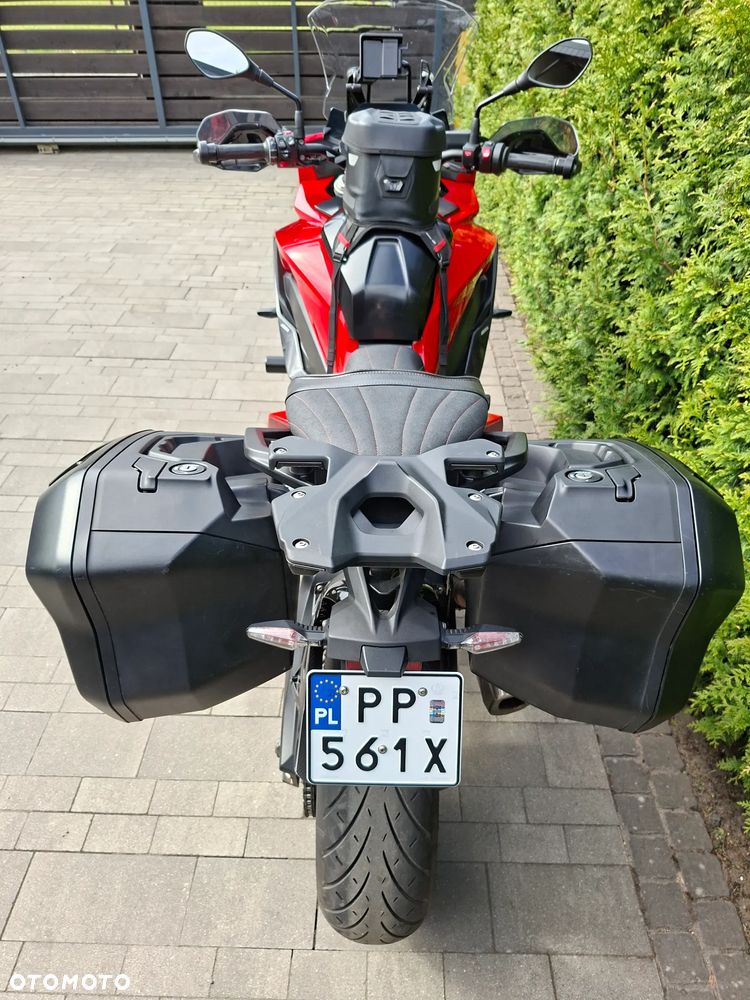 BMW XR - 10