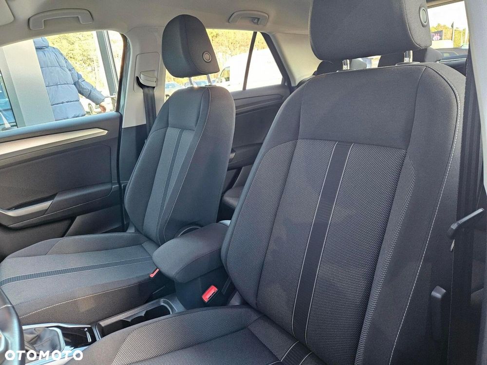 Volkswagen T-Roc - 11