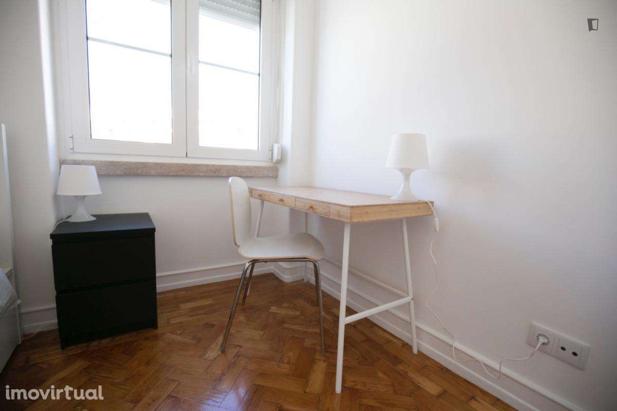 Quarto - localizado em Santa Apolónia Lisbon - Grande imagem: 4/25