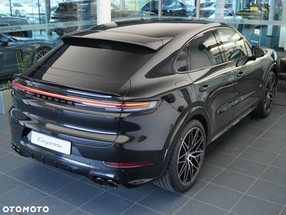 Porsche Cayenne GTS - 15