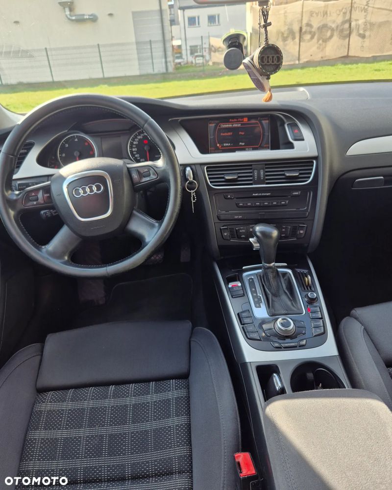 Audi A4 Avant 2.0 TDI Multitronic - 7