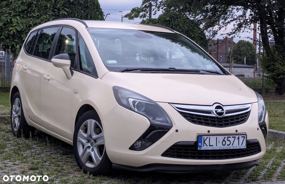 Opel Zafira - 16