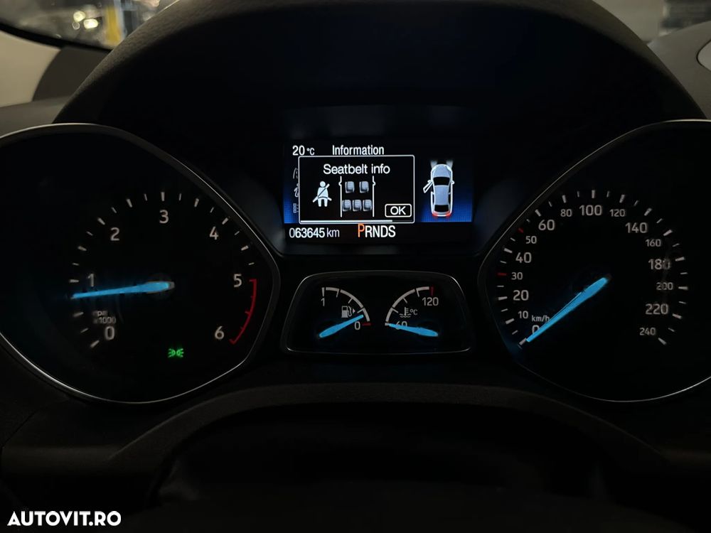Ford Kuga - 11
