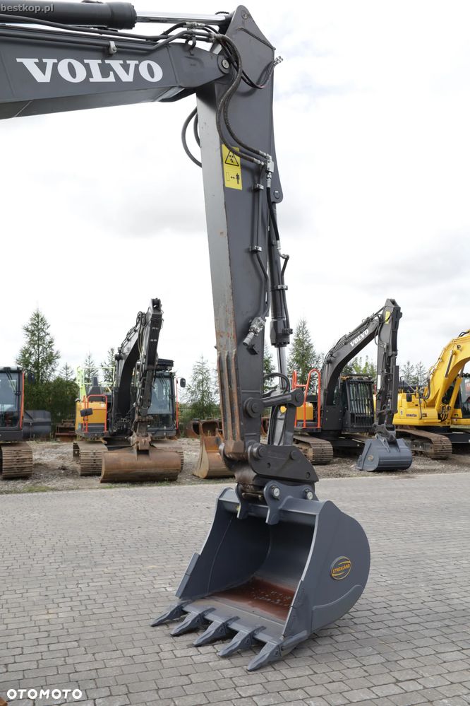 Volvo EC140EL - 13