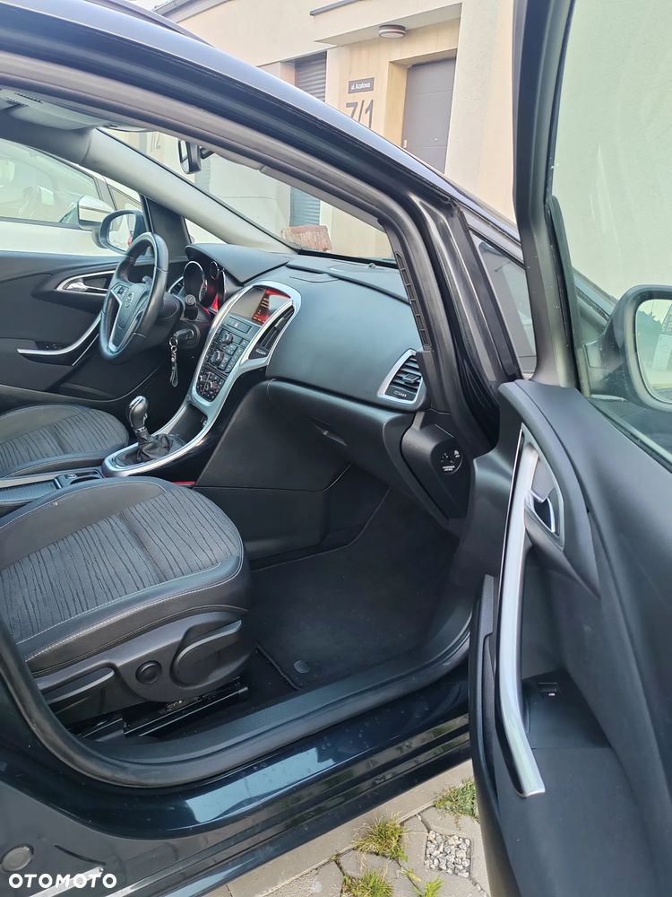Opel Astra 1.7 CDTI DPF ENERGY - 4