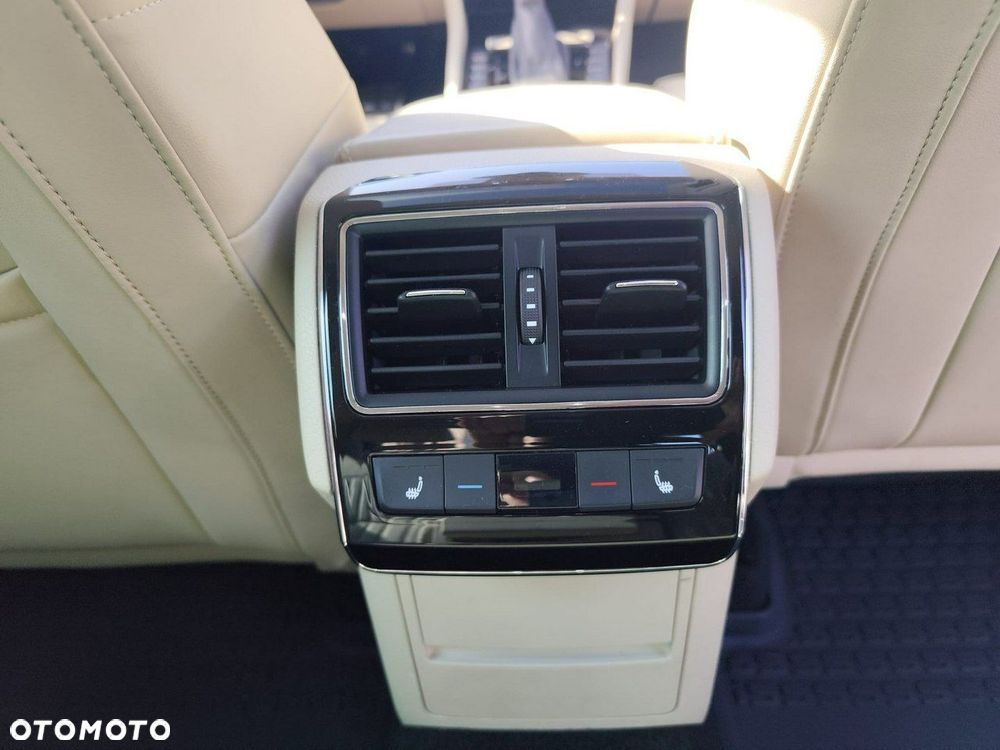 Skoda Superb 2.0 TSI 4x4 L&K DSG - 31