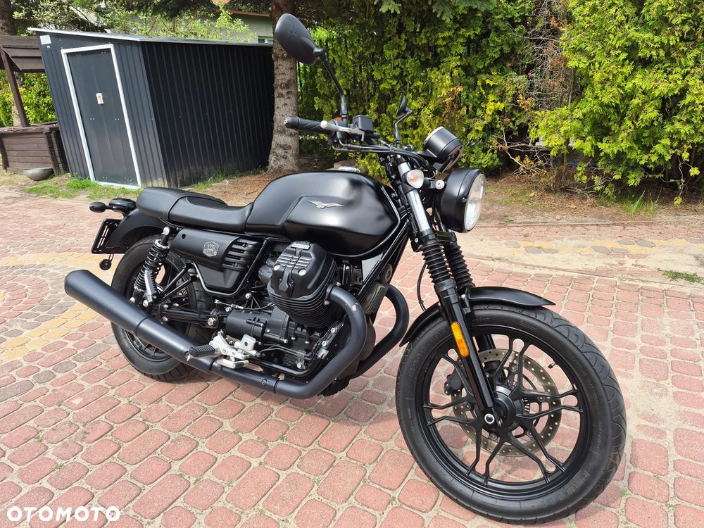 Moto Guzzi V7 - 2