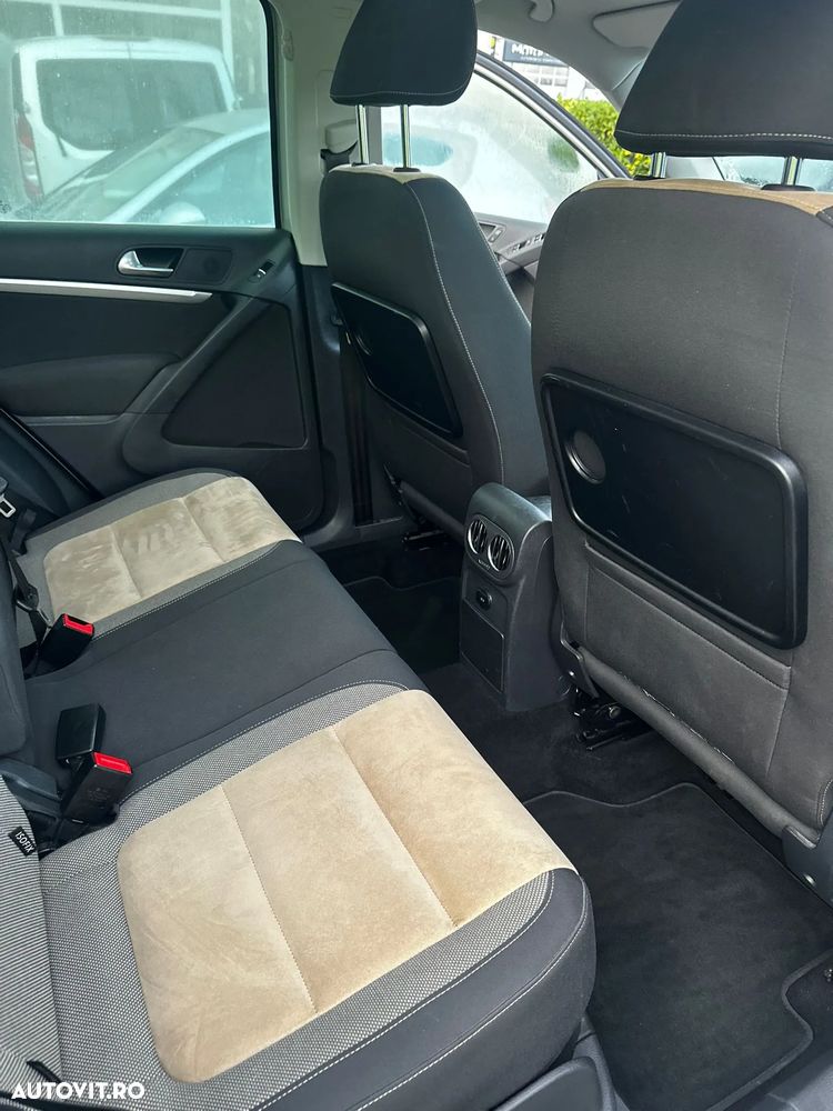 Volkswagen Tiguan 2.0 TDI 4Motion DSG Sport & Style - 13