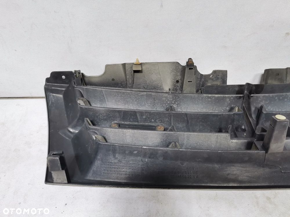 Atrapa Grill MITSUBISHI PAJERO III 99-02 Oryginał - 7