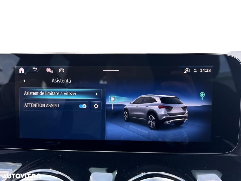 Mercedes-Benz GLA - 22