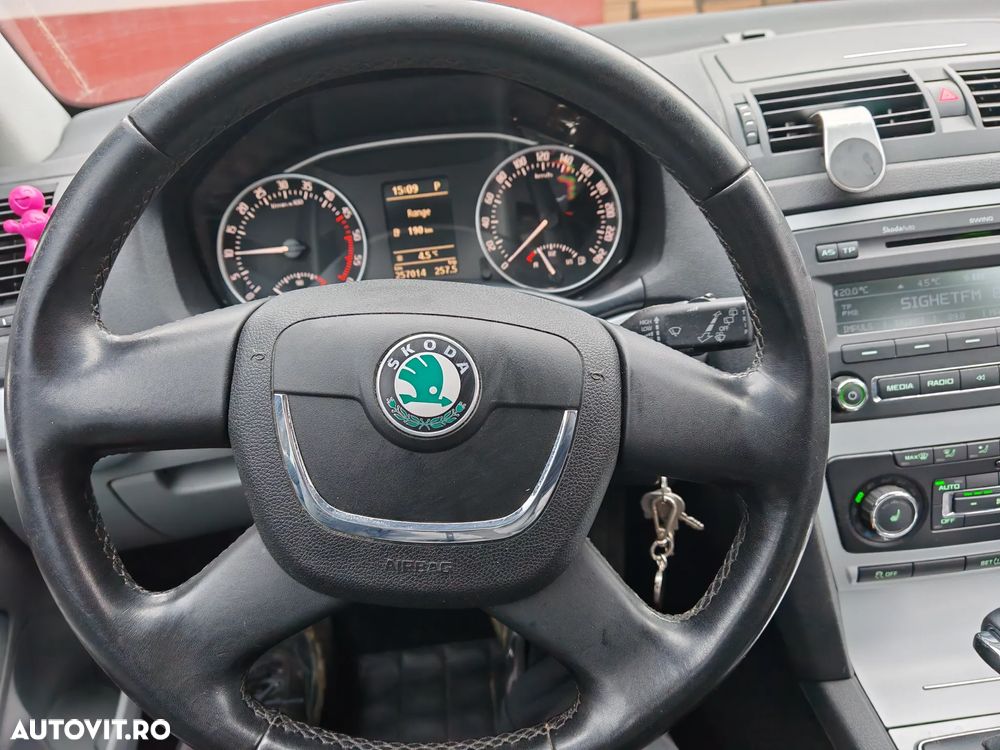 Skoda Octavia 1.6 TDI Drive DSG - 20