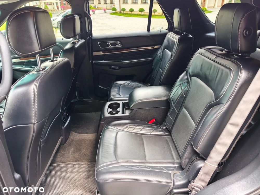 Ford Explorer - 12