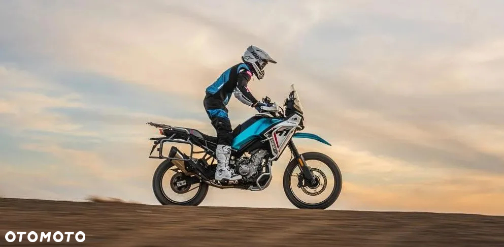 CFMoto MT - 18