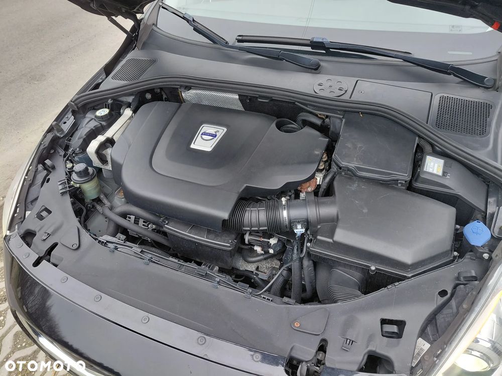 Volvo S60 D3 Geartronic Momentum - 30