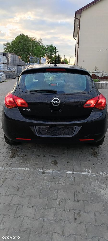 Opel Astra - 12