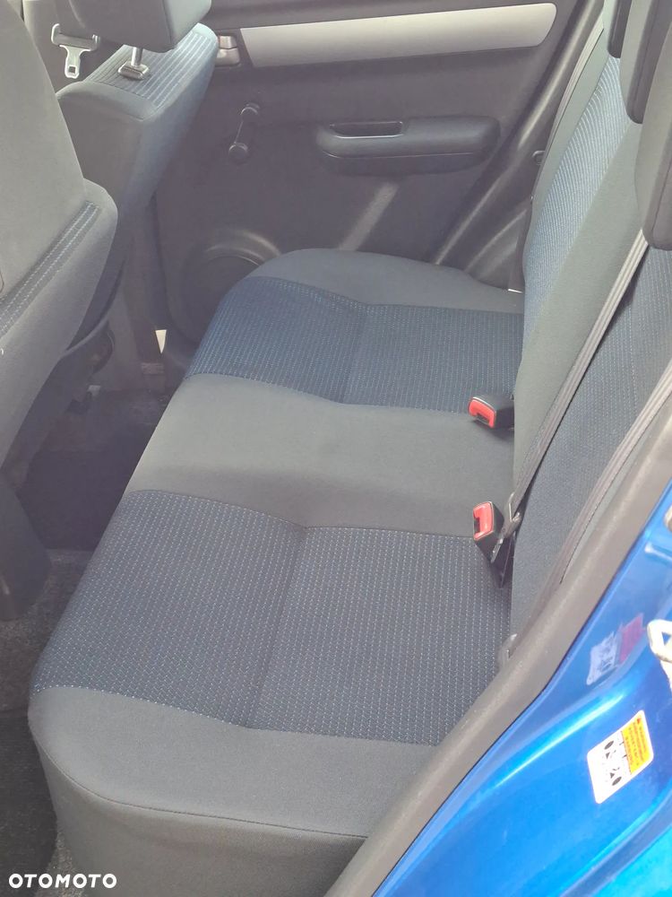 Suzuki Swift - 24