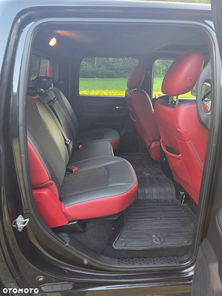 Dodge RAM 5.7 4x4 - 14