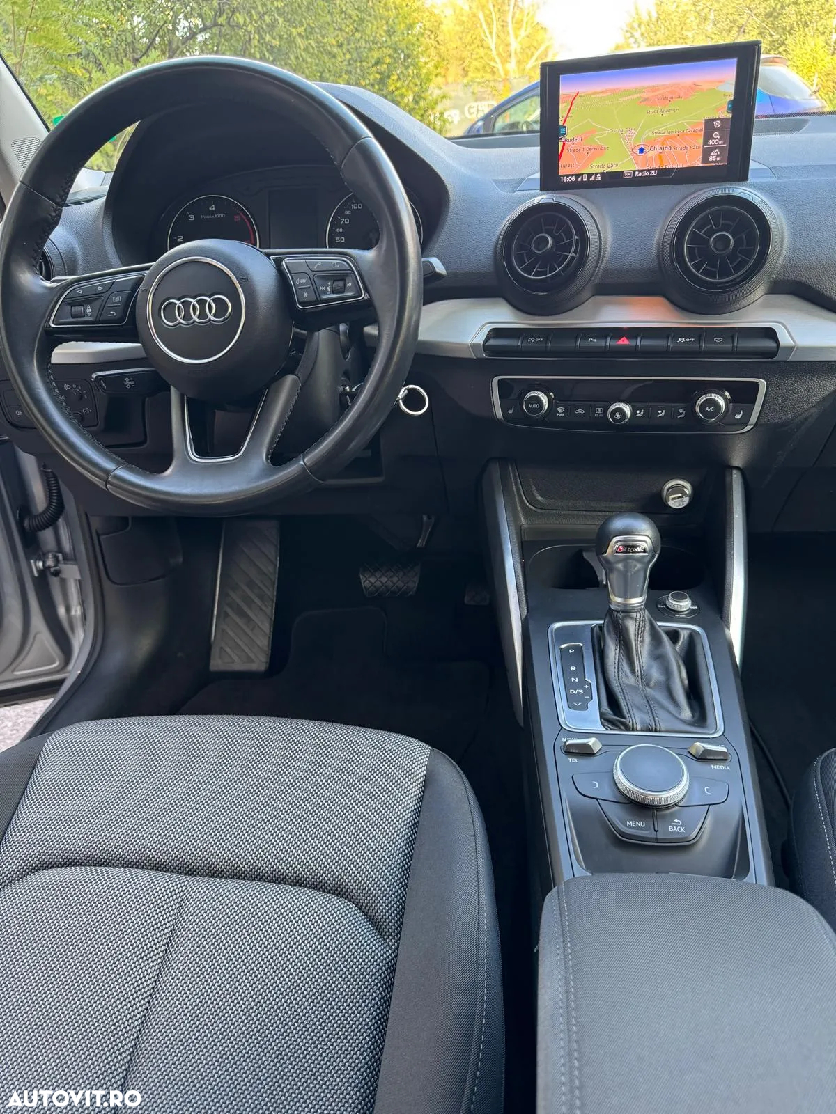 Audi Q2 2.0 TDI quattro S tronic design - 18