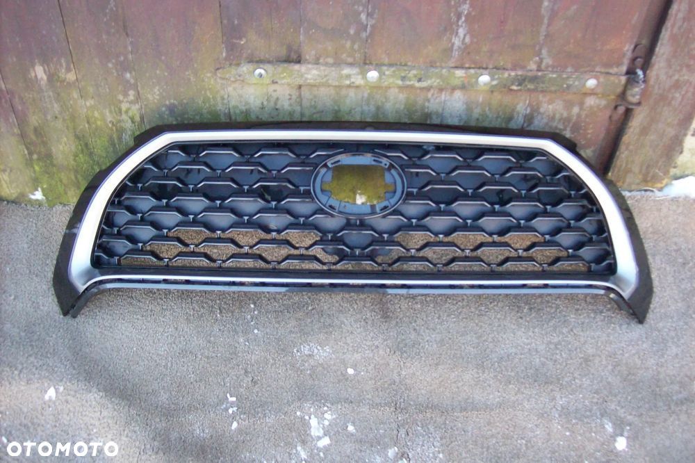 grill toyota corolla cross - 1