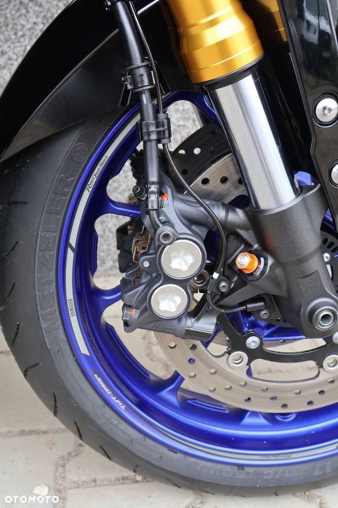 Yamaha MT - 24