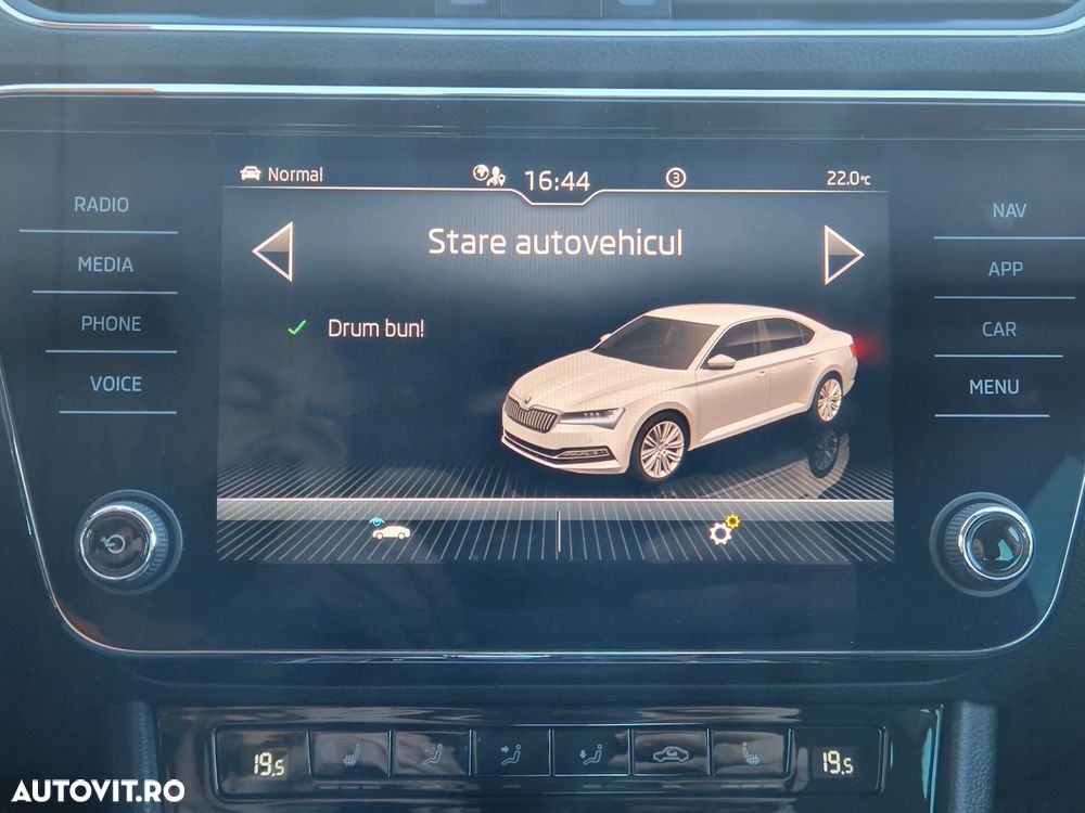 Skoda Superb 2.0 TDI DSG Ambition - 12