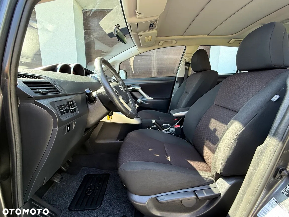 Toyota Verso 1.8 Edition - 13