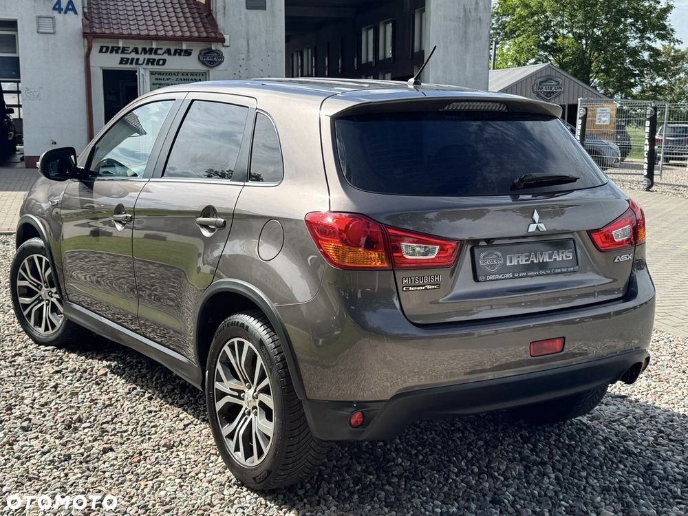 Mitsubishi ASX - 9