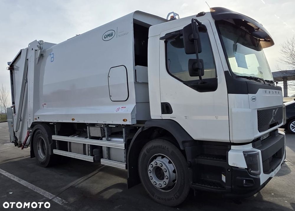 Volvo FE 320 4x2 śmieciarka 16m3 - 7