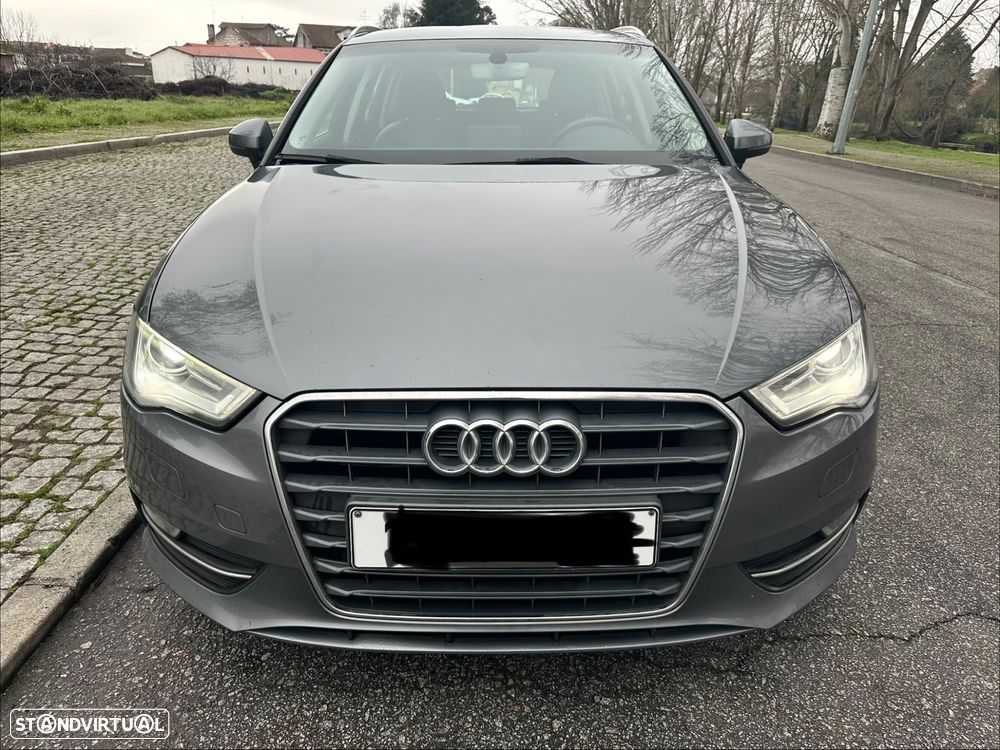 Audi A3 Sportback 1.6 TDI ultra Attraction - 2