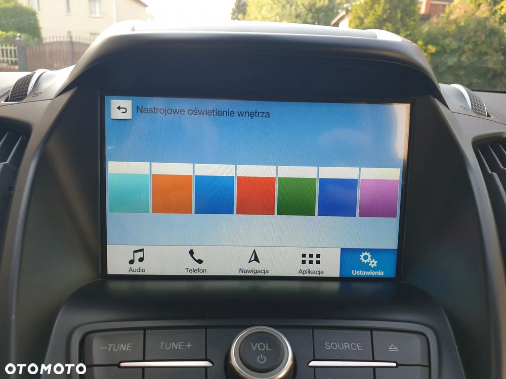 Ford Kuga 2.0 TDCi 2x4 Titanium - 25