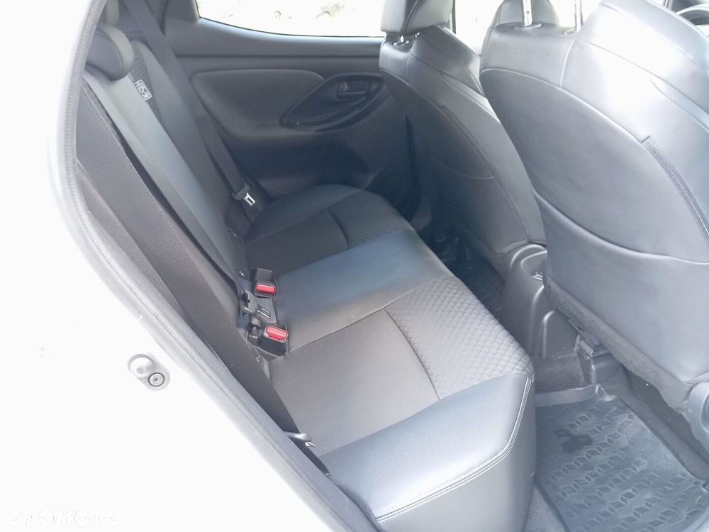 Toyota Yaris 1.5 Selection Style CVT - 8