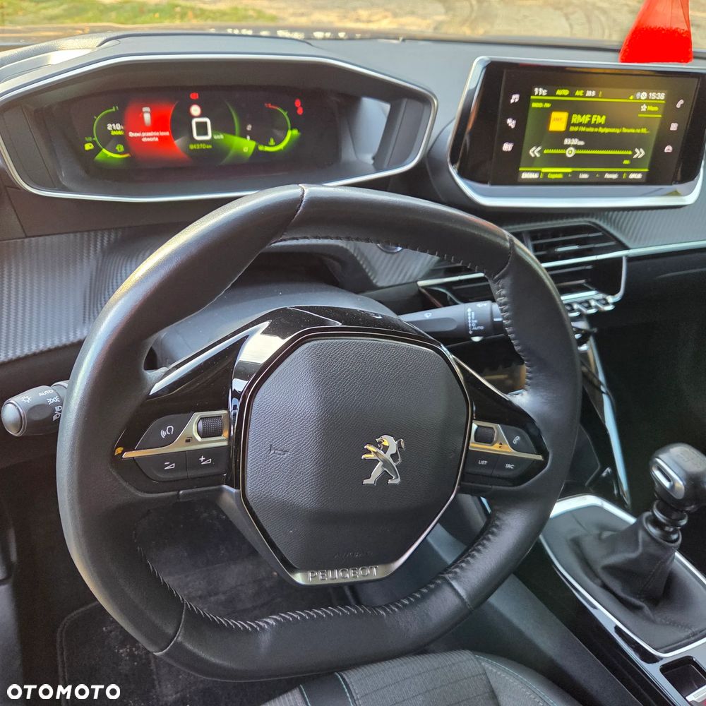 Peugeot 2008 PureTech 100 Allure - 33