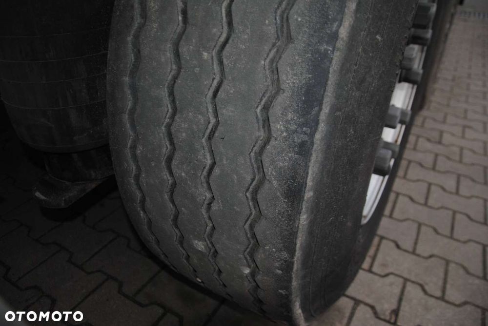 Schmitz Cargobull SCS kurtyna, podnoszona oś - 19